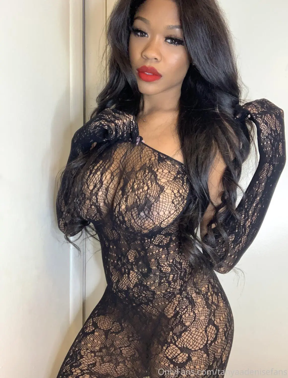 Escort Model Tanya Denise - 6