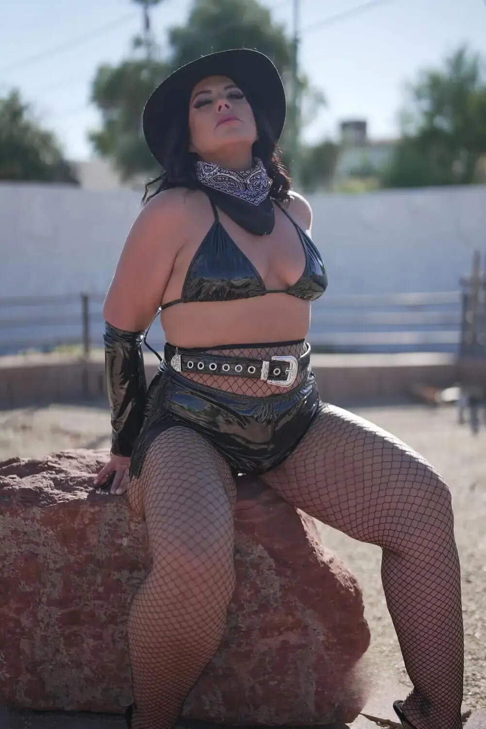 Escort Model TeeTee - 2