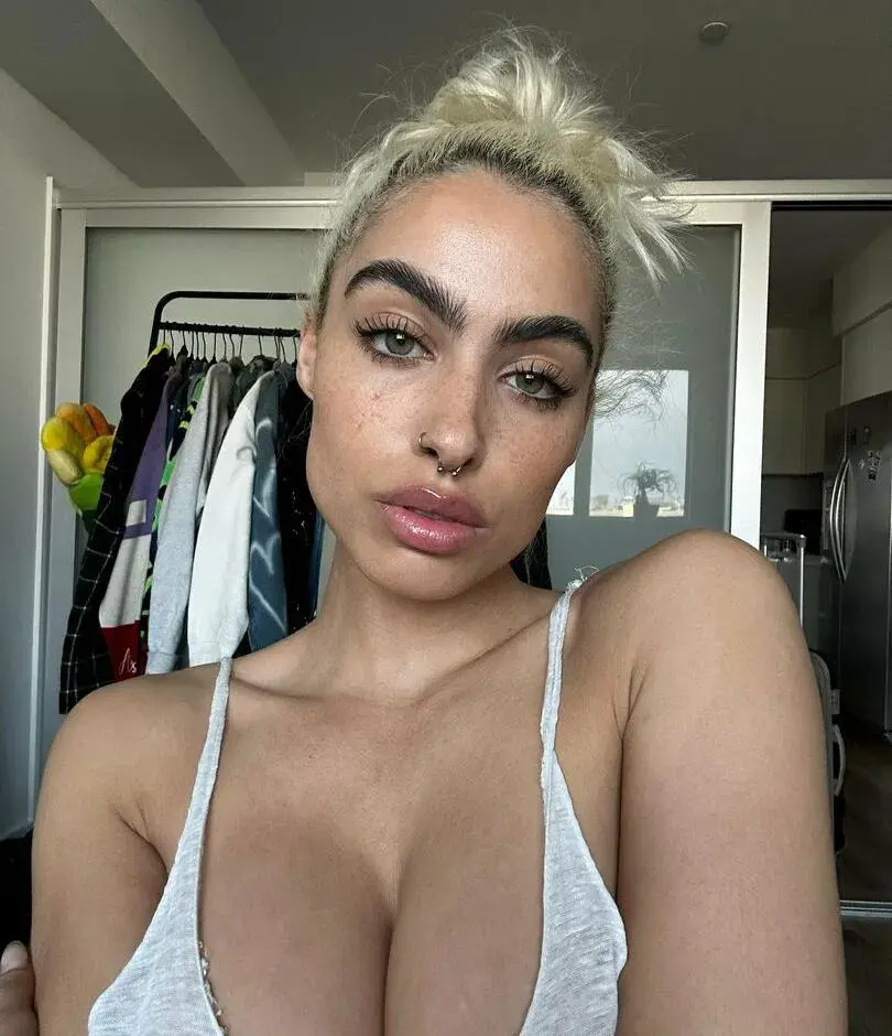 Escort Model Thecaligirl - 3