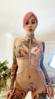 Escort Model TiffanyPink - 2