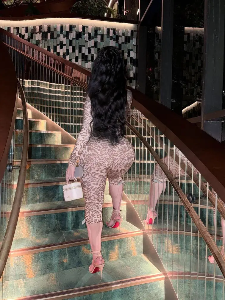 Escort Model Valentina