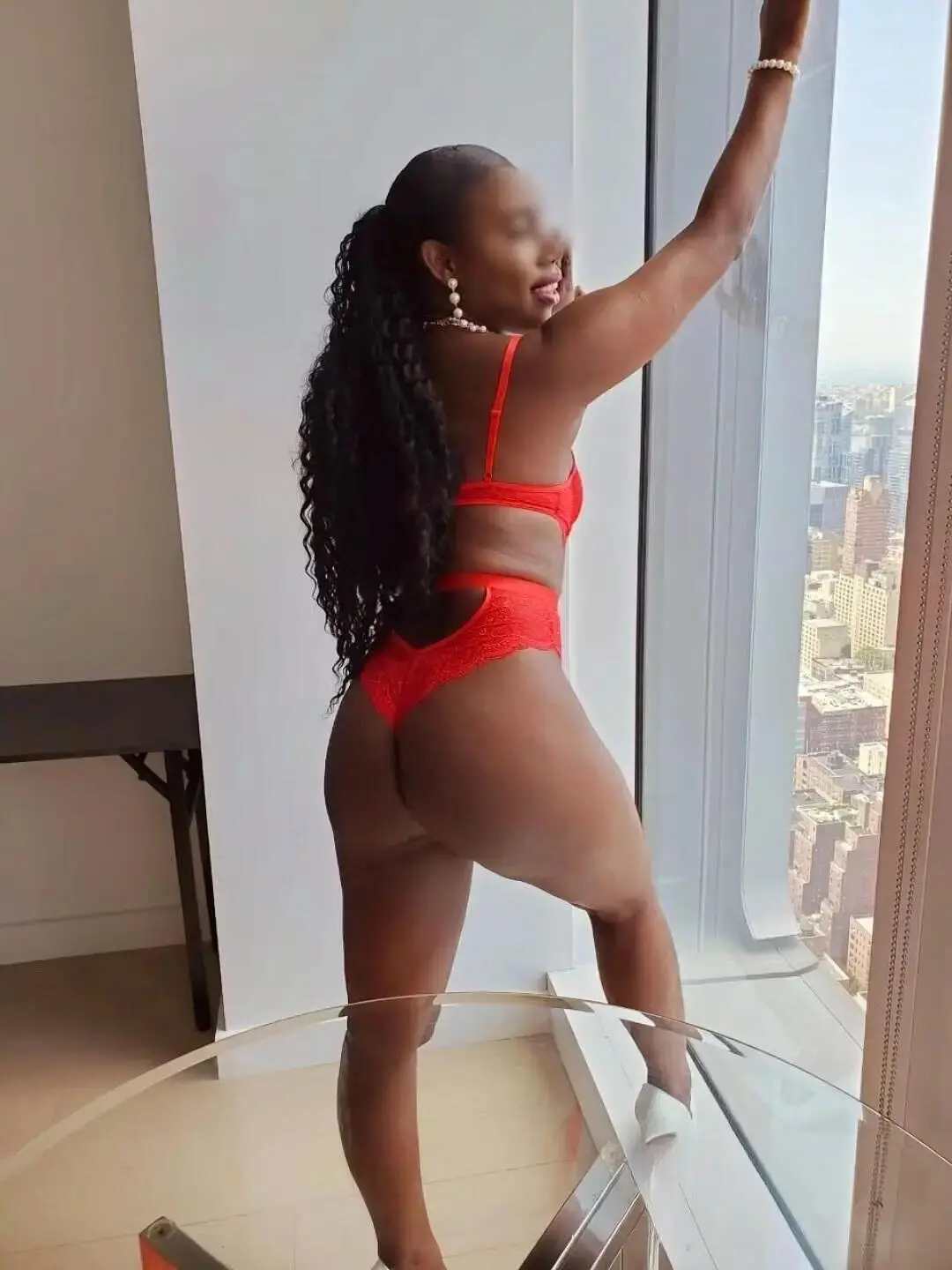 Escort Model Vanessa Shaw