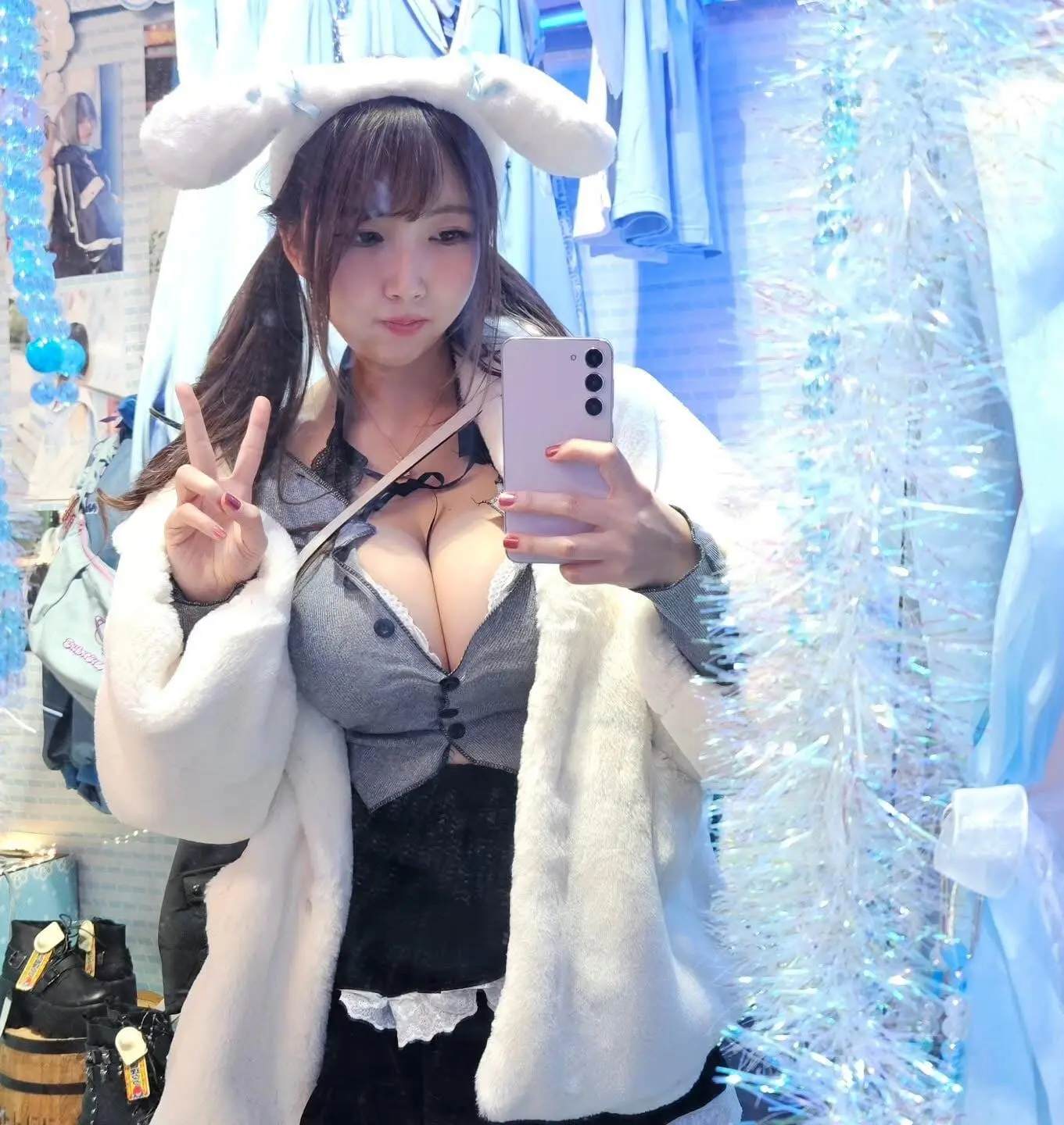 Escort Model Velvetiscute - 8