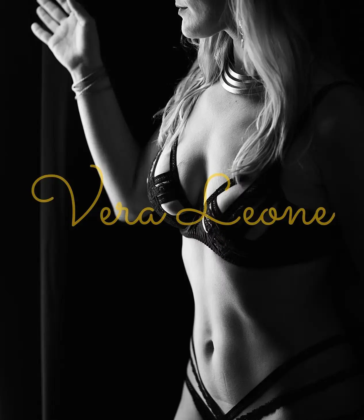 Escort Model Vera
