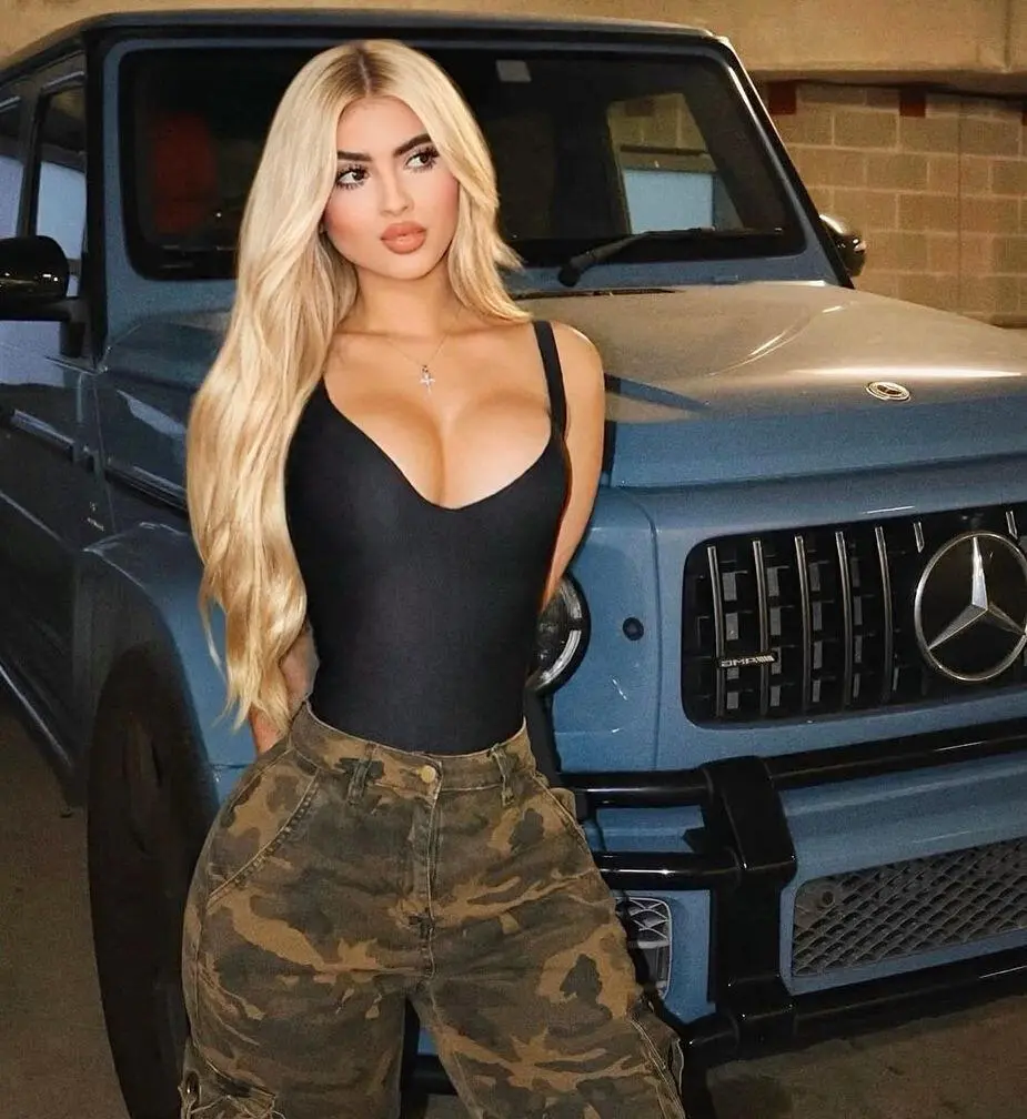 Escort Model Vicky - 5