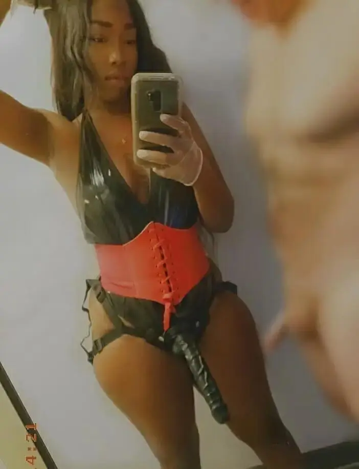 Escort Model Victoria