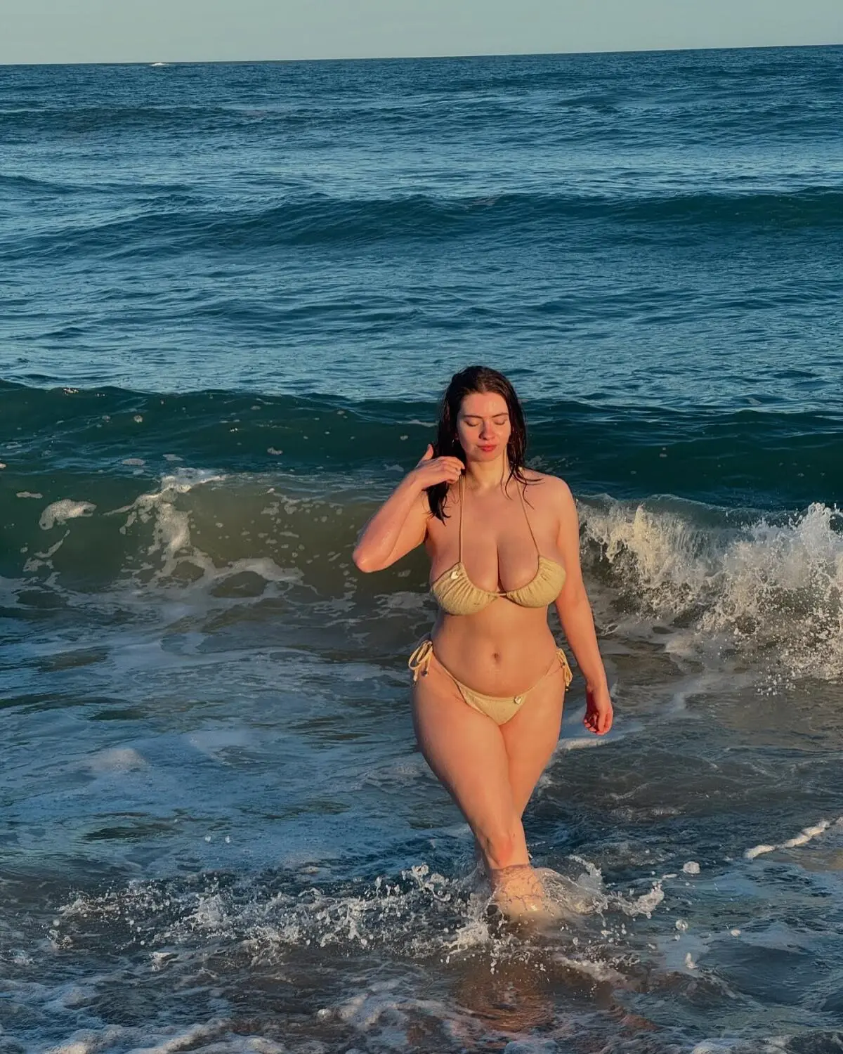 Escort Model Victoriaramoos - 9