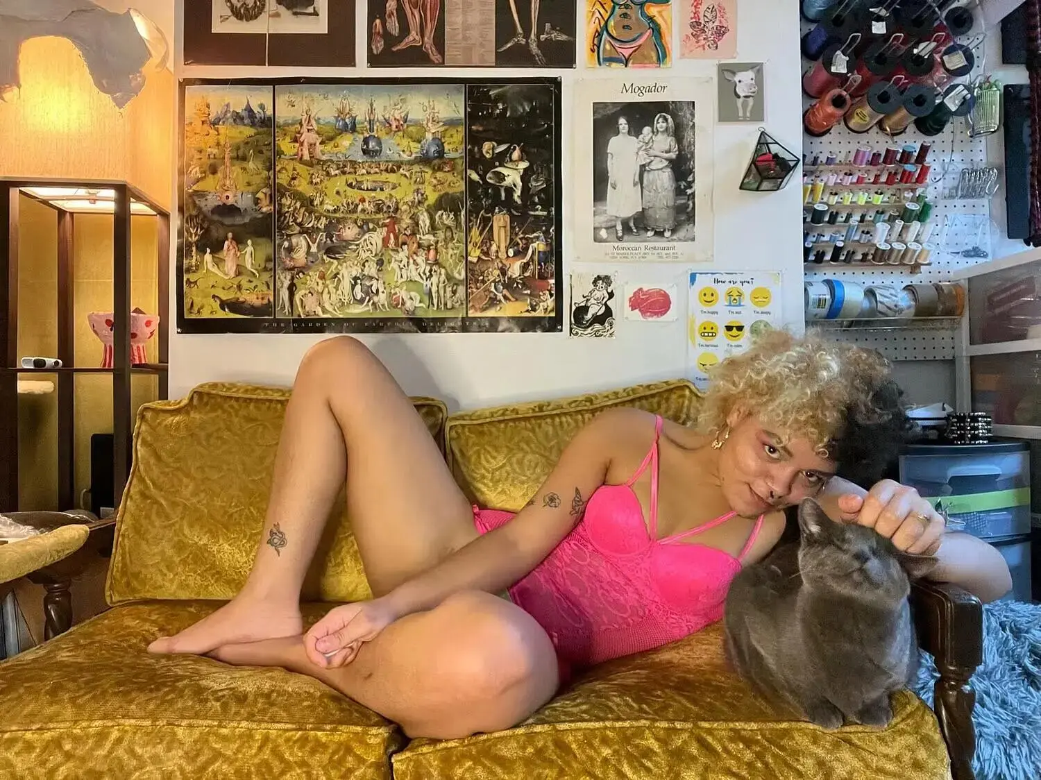 Escort Model Violet Andromeda - 3