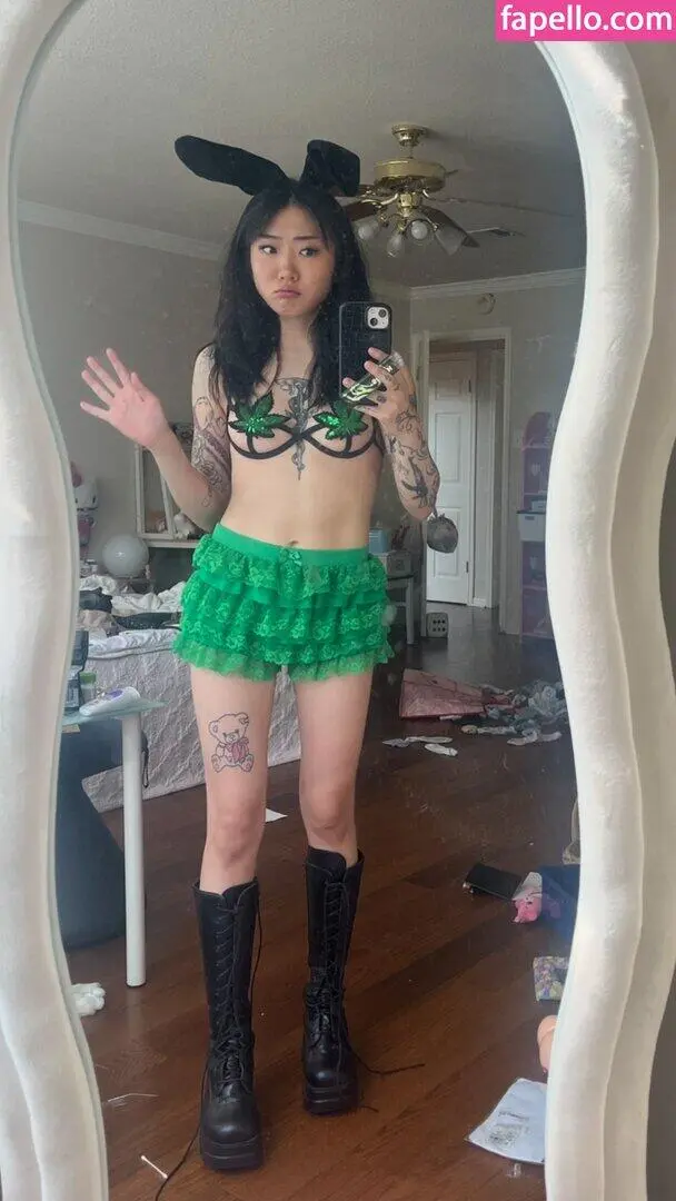 Escort Model VioletMae - 5