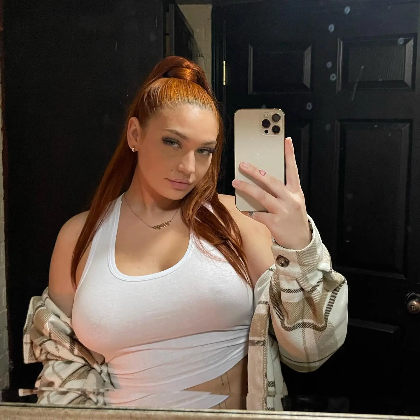 Escort Model Vivian Taylor - 7