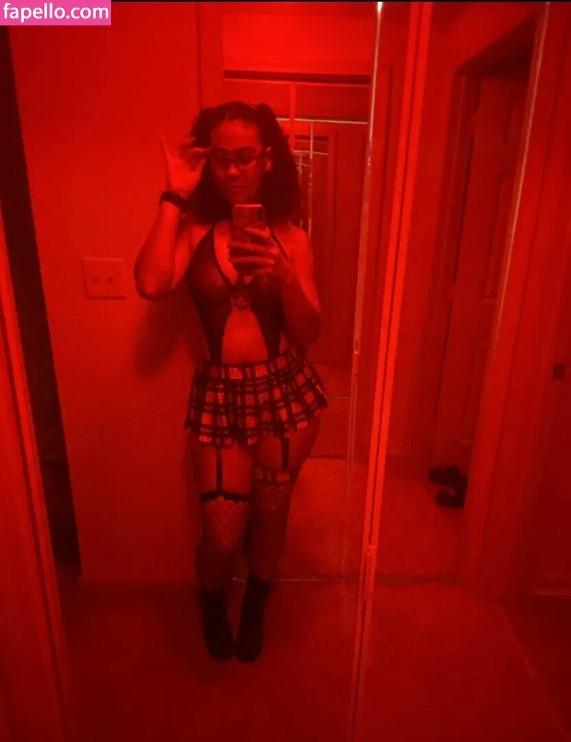 Escort Model Vixensplayground - 9