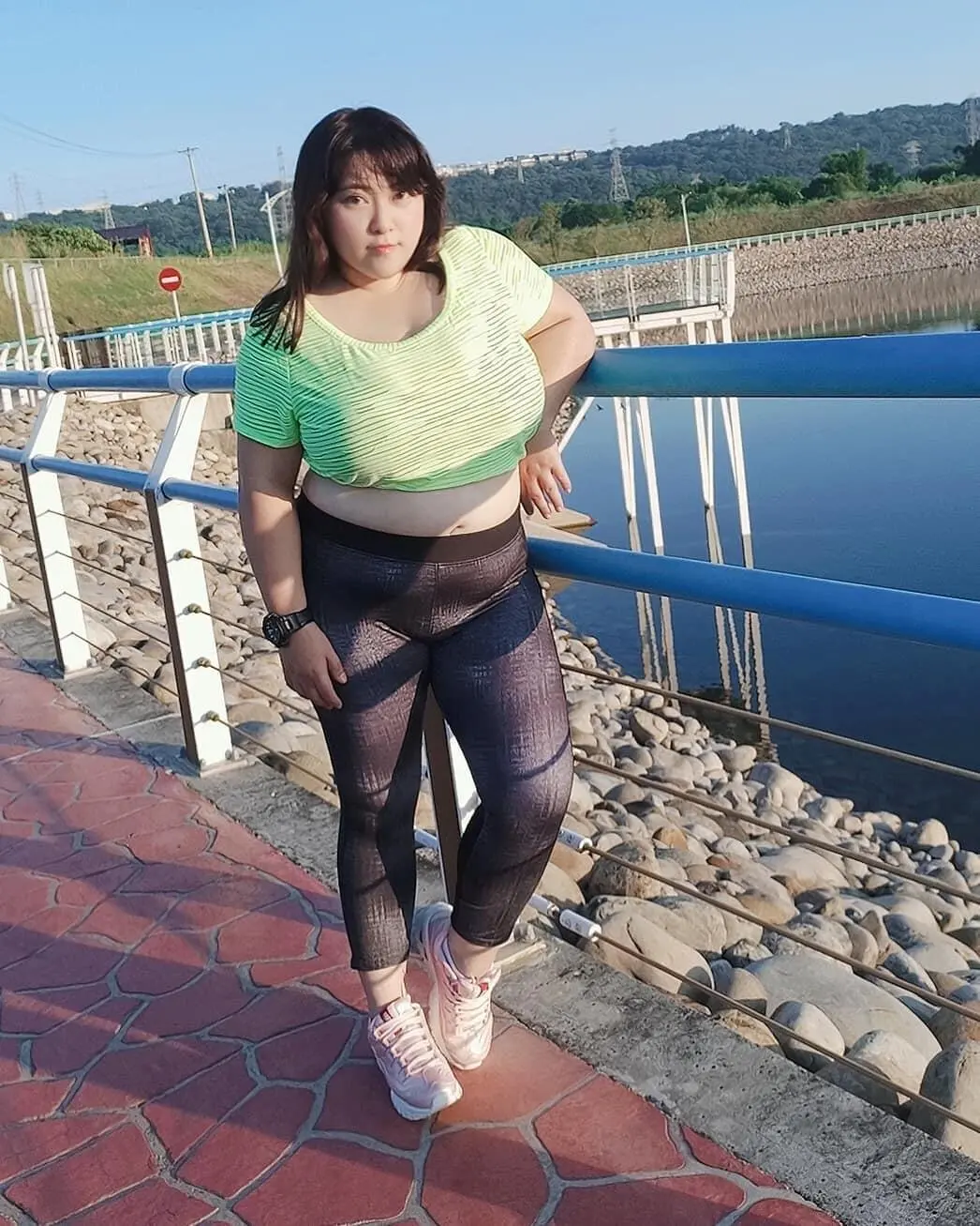 Escort Model Wuzhiqi