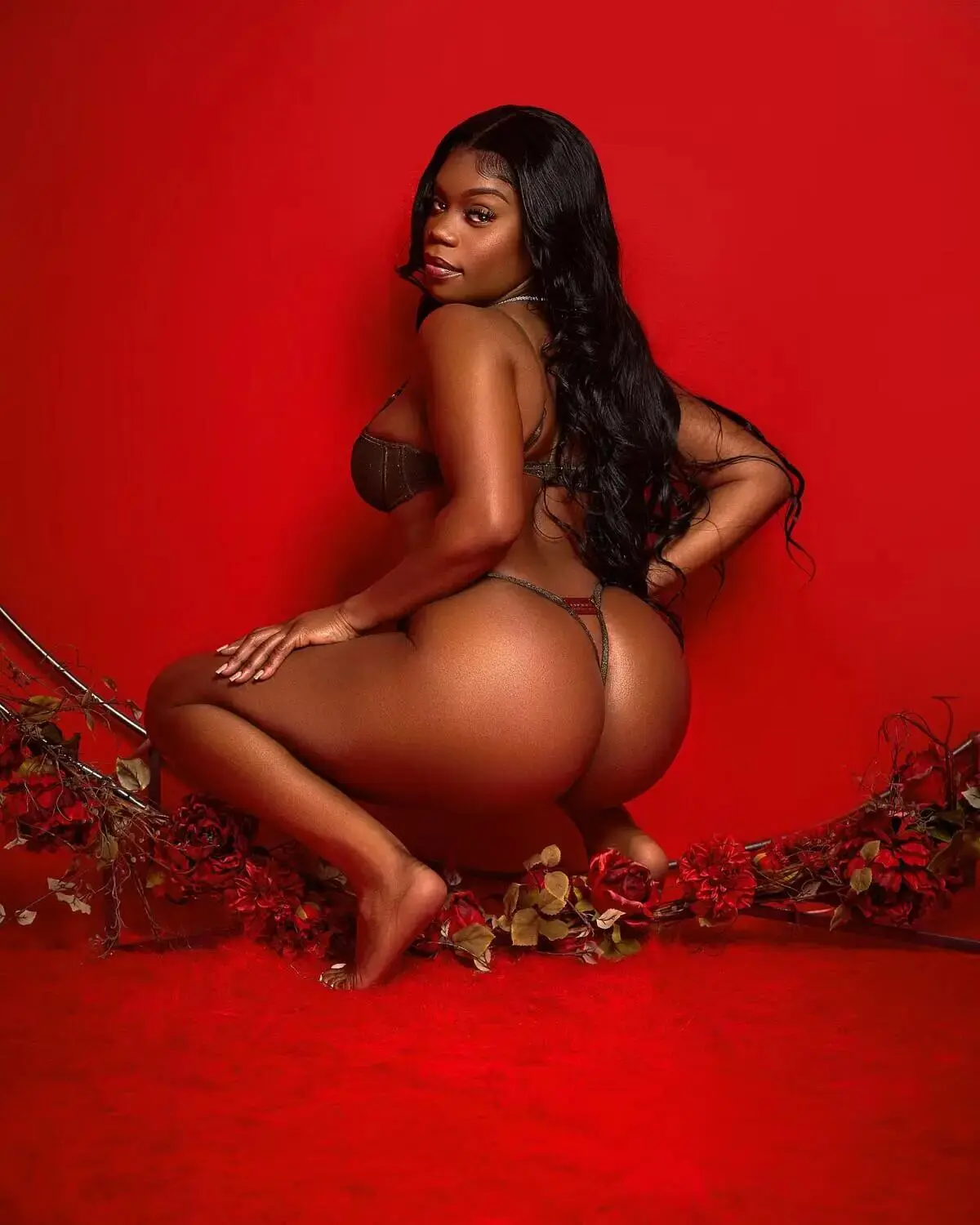 Escort Model Yasmine - 4