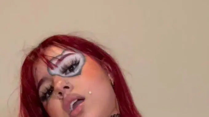 Escort Model Yourxgoldfish - 2